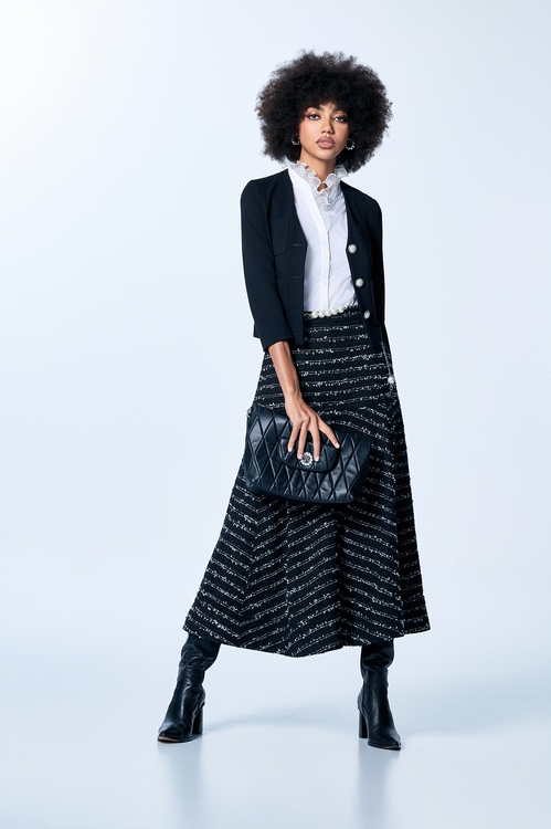 極致黑立體織紋彈性V領外套,黑色外套