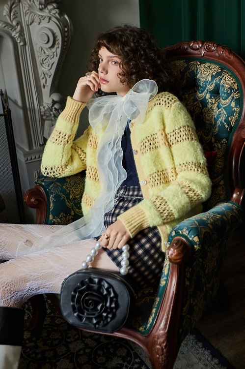 萊姆黃拼簍空條開襟針織,針織外套