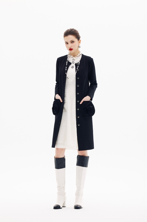 玫瑰繞花過膝長外套,花花世界