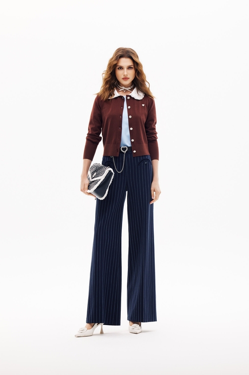 櫻桃巧克力色針織外套,,櫻桃巧克力色針織外套,上班OL穿搭,春夏穿搭,約會特輯,長裙,上班OL穿搭,外套,春夏穿搭,約會特輯,蝴蝶結,連帽外套,長袖外套,人氣商品,外套,春夏穿搭,格紋,連帽外套,長袖外套,上班OL穿搭,春夏穿搭,時髦成套搭配,條紋,約會特輯,純棉,蝴蝶結,輕奢度假,輕奢渡假,長裙,上班OL穿搭,外套,春夏穿搭,簡約穿搭,約會特輯,花花世界,蕾絲,針織,針織外套