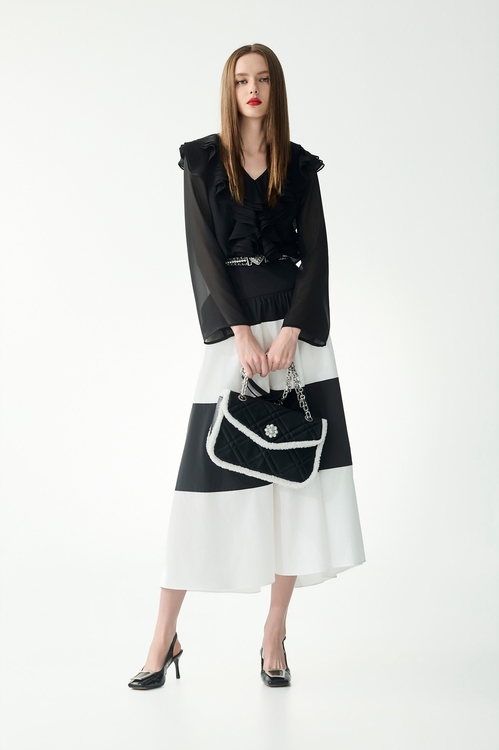 黑白拼接塔夫中長裙,,黑白拼接塔夫中長裙,春夏穿搭,網紗,長裙,刺繡,春夏穿搭,格紋,繡花,長裙,春夏穿搭,短裙,蕾絲,刺繡,春夏穿搭,牛仔,牛仔裙,春夏穿搭,牛仔,牛仔裙,短裙,刺繡,春夏穿搭,白色裙子,長裙,春夏穿搭,短裙,春夏穿搭,短裙,蝴蝶結,春夏穿搭,蕾絲,長裙,黑色裙子,春夏穿搭,短裙,黑色裙子,人氣商品,春夏穿搭,條紋,約會特輯,長裙