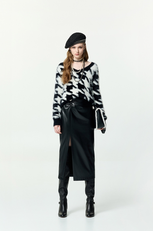 光澤軟皮革抓皺設計中長窄裙,皮革