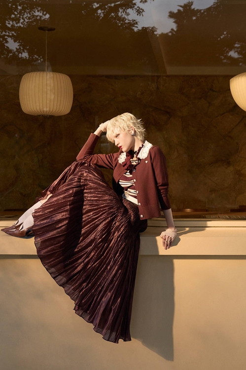 櫻桃巧克力色壓褶長裙,,櫻桃巧克力色壓褶長裙,上班OL穿搭,春夏穿搭,約會特輯,長裙