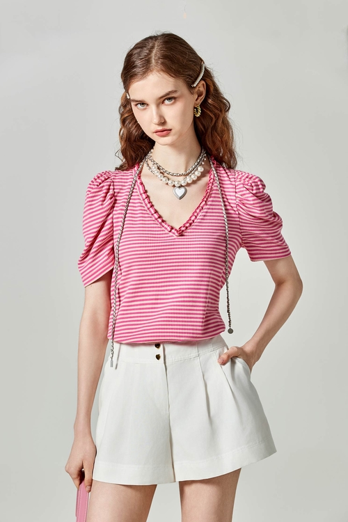 牛奶色愛心釦短褲,白色褲子