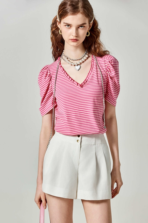 牛奶色愛心釦短褲,白色褲子