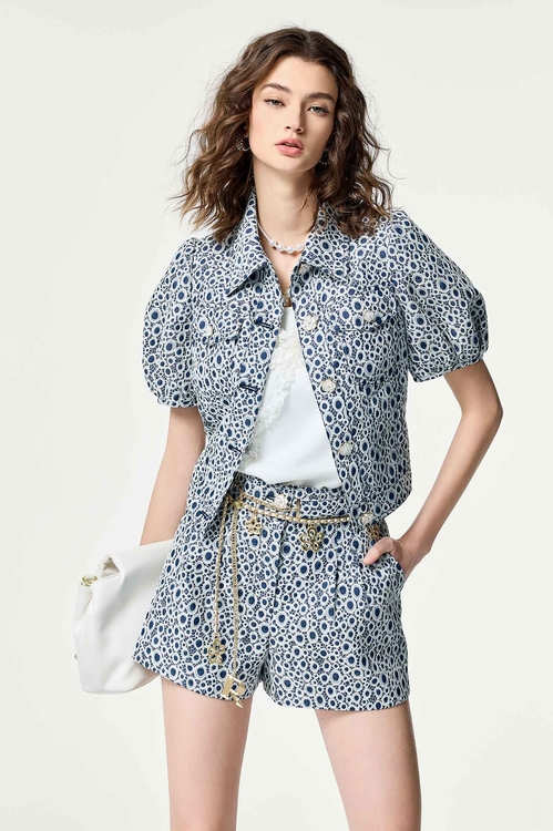 貼合蕾絲偽牛仔短褲,牛仔短褲