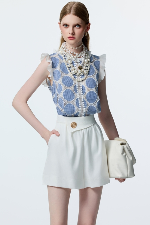 綴年輪飾釦短褲,白色短褲