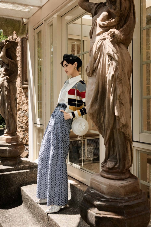 海軍藍花朵刺繡長褲,長褲