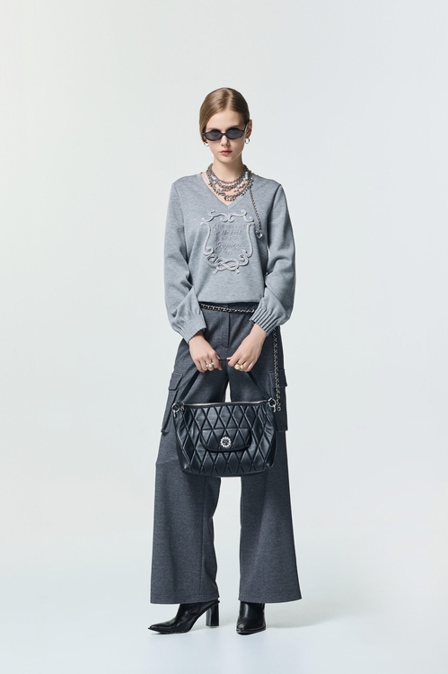 月光灰工裝風寬褲,,月光灰工裝風寬褲,V領背心,一般背心,一般背心馬甲,上班OL穿搭,秋冬穿搭,背心,針織,針織背心,外套,春夏穿搭,針織,針織外套,上班OL穿搭,春夏穿搭,襯衫,西裝褲,長褲,V領上衣,上班OL穿搭,上衣,春夏穿搭,一般外套,刺繡,外套,春夏穿搭,時髦成套搭配,簡約穿搭,刺繡,寬褲,春夏穿搭,時髦成套搭配,簡約穿搭,褲子,長褲,上班OL穿搭,丹寧,春夏穿搭,牛仔,牛仔褲,簡約穿搭,約會特輯,外套,珍珠,秋冬穿搭,簡約穿搭,針織,針織外套,上班OL穿搭,丹寧,牛仔裙,秋冬穿搭,約會特輯,純棉,長裙,外套,秋冬穿搭,簡約穿搭,針織,針織外套,寬褲,秋冬穿搭,簡約穿搭,褲子,長褲