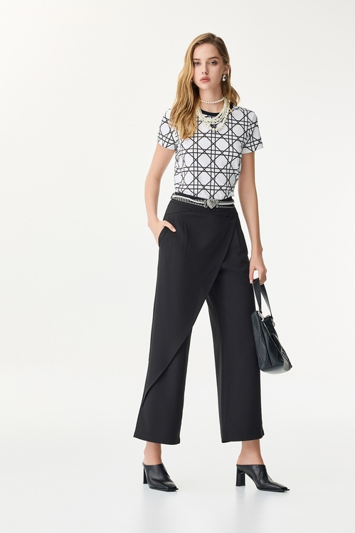 造型飾片直筒寬褲,黑色褲子