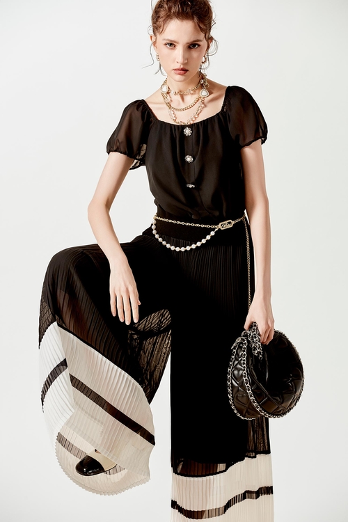 黑白拼色壓褶寬褲,黑色褲子