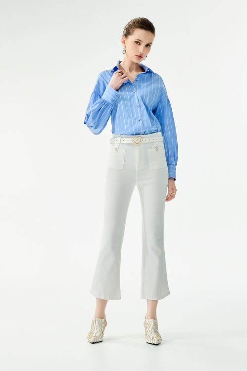 白色單寧八分微喇叭褲,褲子,褲子