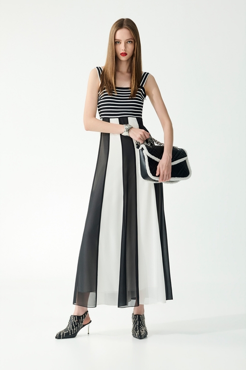 黑白直條雪紡女神長洋裝,,黑白直條雪紡女神長洋裝,一般洋裝,人氣商品,春夏穿搭,一般洋裝,春夏穿搭,珍珠,白色洋裝,一般洋裝,小禮服,春夏穿搭,荷葉,蕾絲,雪紡,雪紡洋裝,一般洋裝,丹寧,春夏穿搭,條紋,一般洋裝,春夏穿搭,一般洋裝,春夏穿搭,洋裝特輯,長袖洋裝,一般洋裝,春夏穿搭,荷葉,一般洋裝,春夏穿搭,一般洋裝,春夏穿搭,條紋,針織,雪紡,黑色洋裝