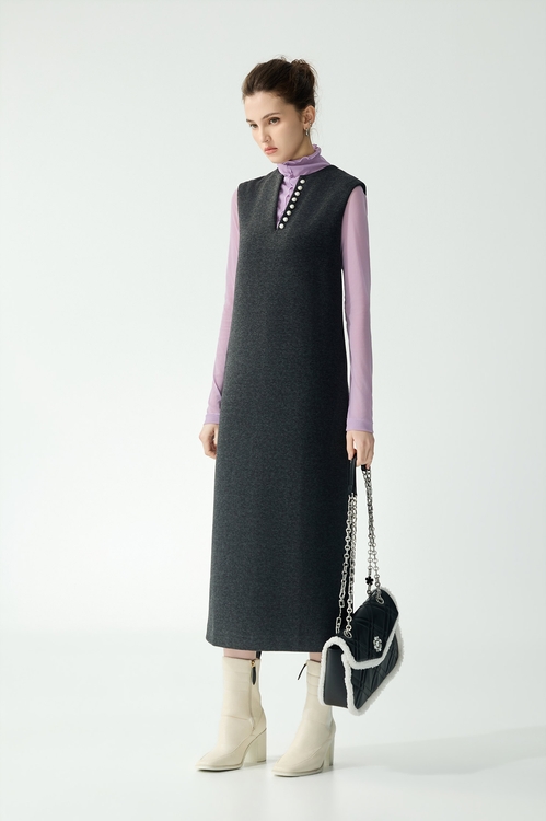 珍珠領邊長版洋裝,,珍珠領邊長版洋裝,V領背心,一般背心,一般背心馬甲,上班OL穿搭,秋冬穿搭,背心,針織,針織背心,外套,春夏穿搭,針織,針織外套,上班OL穿搭,春夏穿搭,襯衫,西裝褲,長褲,V領上衣,上班OL穿搭,上衣,春夏穿搭,一般外套,刺繡,外套,春夏穿搭,時髦成套搭配,簡約穿搭,刺繡,寬褲,春夏穿搭,時髦成套搭配,簡約穿搭,褲子,長褲,上班OL穿搭,丹寧,春夏穿搭,牛仔,牛仔褲,簡約穿搭,約會特輯,外套,珍珠,秋冬穿搭,簡約穿搭,針織,針織外套,上班OL穿搭,丹寧,牛仔裙,秋冬穿搭,約會特輯,純棉,長裙,外套,秋冬穿搭,簡約穿搭,針織,針織外套,寬褲,秋冬穿搭,簡約穿搭,褲子,長褲,V領洋裝,一般洋裝,洋裝特輯,秋冬穿搭,上衣,人氣商品,秋冬穿搭,簡約穿搭,針織,針織上衣,針織衫,V領上衣,上衣,刺繡,秋冬穿搭,簡約穿搭,V領洋裝,一般洋裝,人氣商品,春夏穿搭,洋裝特輯,無袖洋裝,珍珠,短袖洋裝,約會特輯