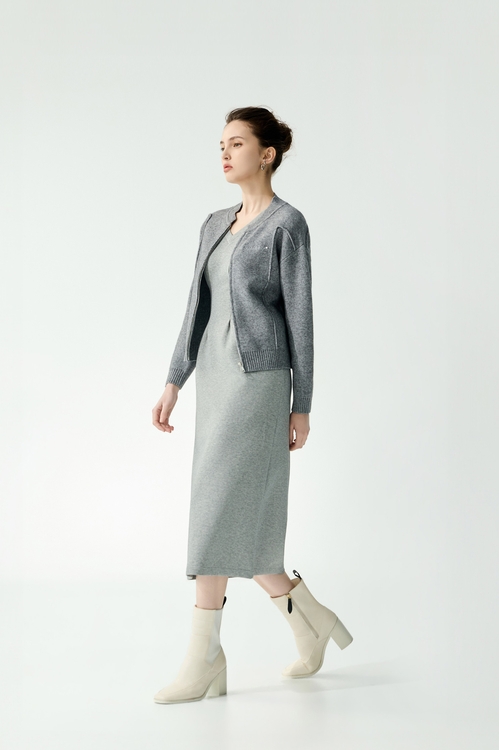 安靜灰極簡收腰洋裝,,安靜灰極簡收腰洋裝,V領背心,一般背心,一般背心馬甲,上班OL穿搭,秋冬穿搭,背心,針織,針織背心,外套,春夏穿搭,針織,針織外套,上班OL穿搭,春夏穿搭,襯衫,西裝褲,長褲,V領上衣,上班OL穿搭,上衣,春夏穿搭,一般外套,刺繡,外套,春夏穿搭,時髦成套搭配,簡約穿搭,刺繡,寬褲,春夏穿搭,時髦成套搭配,簡約穿搭,褲子,長褲,上班OL穿搭,丹寧,春夏穿搭,牛仔,牛仔褲,簡約穿搭,約會特輯,外套,珍珠,秋冬穿搭,簡約穿搭,針織,針織外套,上班OL穿搭,丹寧,牛仔裙,秋冬穿搭,約會特輯,純棉,長裙,外套,秋冬穿搭,簡約穿搭,針織,針織外套,寬褲,秋冬穿搭,簡約穿搭,褲子,長褲,V領洋裝,一般洋裝,洋裝特輯,秋冬穿搭