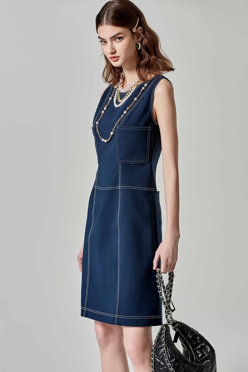 大Ｕ領經典簡約洋裝,短袖洋裝