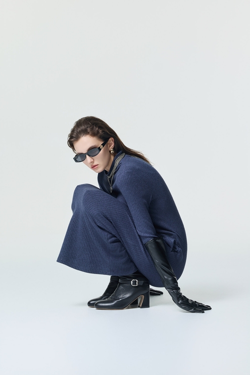 復古藍針織長洋裝,洋裝特輯