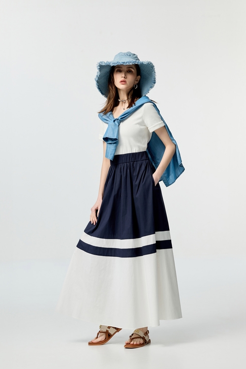 大Ｕ領經典配條長洋裝,長洋裝