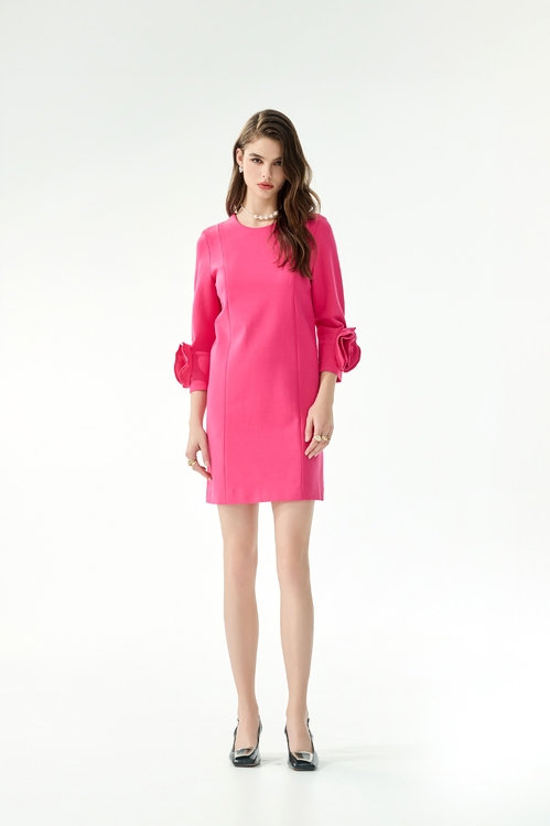 玫瑰繞花袖直筒短洋裝,洋裝特輯