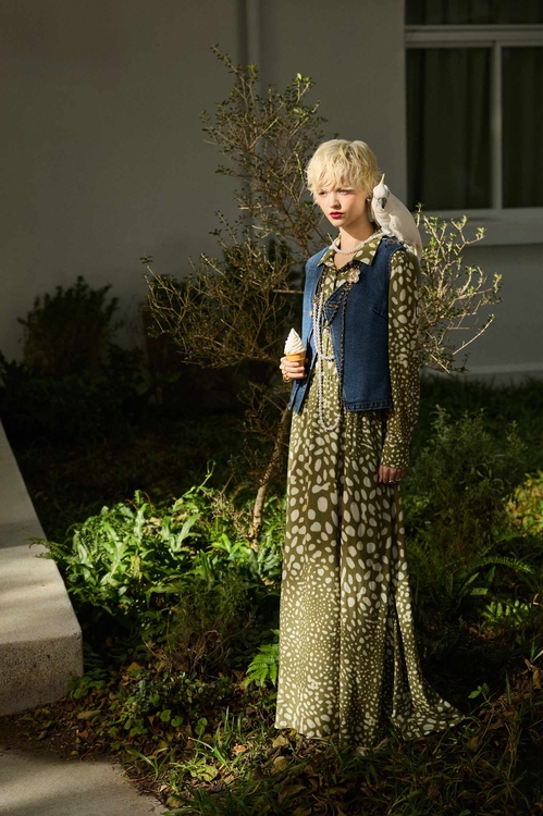 鹿紋印花長洋裝,,鹿紋印花長洋裝,一般洋裝,人氣商品,春夏穿搭,一般洋裝,春夏穿搭,珍珠,白色洋裝,一般洋裝,小禮服,春夏穿搭,荷葉,蕾絲,雪紡,雪紡洋裝,一般洋裝,丹寧,春夏穿搭,條紋,一般洋裝,春夏穿搭,一般洋裝,春夏穿搭,洋裝特輯,長袖洋裝,一般洋裝,春夏穿搭,荷葉,一般洋裝,春夏穿搭,一般洋裝,春夏穿搭,條紋,針織,雪紡,黑色洋裝,一般洋裝,春夏穿搭,白色洋裝,蕾絲,一般洋裝,春夏穿搭,洋裝特輯,襯衫,輕奢度假,輕奢渡假,長洋裝,一般洋裝,刺繡,春夏穿搭,一般洋裝,小禮服,小香風,春夏穿搭,荷葉,雪紡,雪紡洋裝,V領洋裝,一般洋裝,春夏穿搭,一般洋裝,春夏穿搭,繡花,荷葉,U領洋裝,一般洋裝,人氣商品,小禮服,春夏穿搭,洋裝特輯,約會特輯,蕾絲,蕾絲洋裝,蕾絲裙,長袖洋裝,一般洋裝,人氣商品,春夏穿搭,洋裝特輯,短袖洋裝,約會特輯,蕾絲,一般洋裝,春夏穿搭,白色洋裝,蕾絲,一般洋裝,春夏穿搭,荷葉,黑色洋裝,一般洋裝,洋裝特輯,派對特輯,無袖洋裝,珍珠,短袖洋裝,秋冬穿搭,一般洋裝,春夏穿搭,洋裝特輯,輕奢度假,輕奢渡假,長洋裝