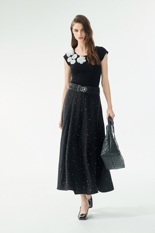 黑白配色立體花朵針織單品,黑色背心,黑色上衣