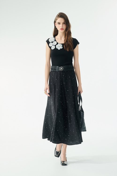 黑白配色立體花朵針織單品,黑色背心,黑色上衣