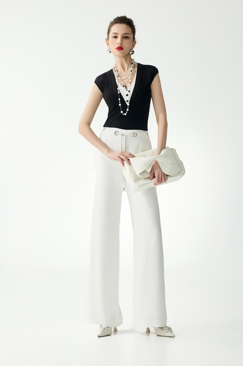 黑白假兩件Ｖ領針織背心上衣,一般背心馬甲