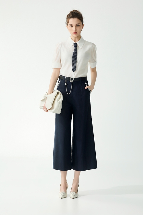 綴霧黑珠珠領帶上衣,白色上衣,白色背心