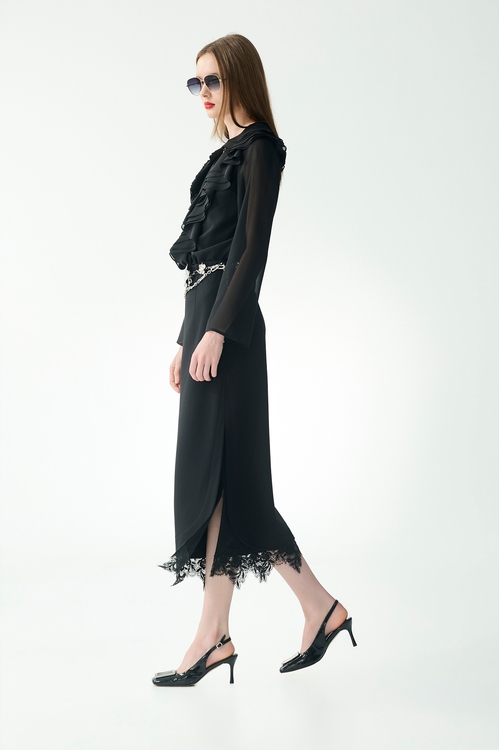 極致黑荷葉雪紡單品上衣,雪紡