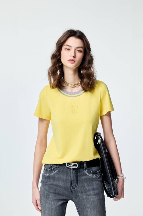 撞色羅紋領陽光黃Ｔ,,撞色羅紋領陽光黃Ｔ,上班OL穿搭,上衣,春夏穿搭,條紋,約會特輯,針織,針織上衣,針織衫,V領上衣,上衣,人氣商品,春夏穿搭,約會特輯,針織,針織上衣,針織衫,人氣商品,外套,春夏穿搭,條紋,約會特輯,針織,針織外套,一般外套,上班OL穿搭,外套,小香風,小香風外套,秋冬穿搭,簡約穿搭,約會特輯,蝴蝶結,V領上衣,上衣,春夏穿搭,格紋,約會特輯,針織,針織上衣,針織衫,上衣,人氣商品,春夏穿搭,簡約穿搭,約會特輯,針織,針織上衣,針織衫,上衣,人氣商品,派對特輯,珍珠,秋冬穿搭,約會特輯,花花世界,針織,針織上衣,針織衫,上班OL穿搭,上衣,派對特輯,秋冬穿搭,約會特輯,荷葉,T恤,上衣,春夏穿搭,珍珠,約會特輯,輕奢度假,輕奢渡假,上衣,人氣商品,春夏穿搭,無袖上衣,約會特輯,背心,荷葉,輕奢度假,輕奢渡假,雪紡,雪紡上衣,一般背心,一般背心馬甲,上衣,刺繡,春夏穿搭,無袖上衣,無袖背心,背心,荷葉,輕奢度假,輕奢渡假,雪紡,雪紡上衣,上衣,人氣商品,春夏穿搭,短袖上衣,輕奢度假,輕奢渡假,T-Shirt,春夏穿搭,純棉,繡花,輕奢度假,輕奢渡假