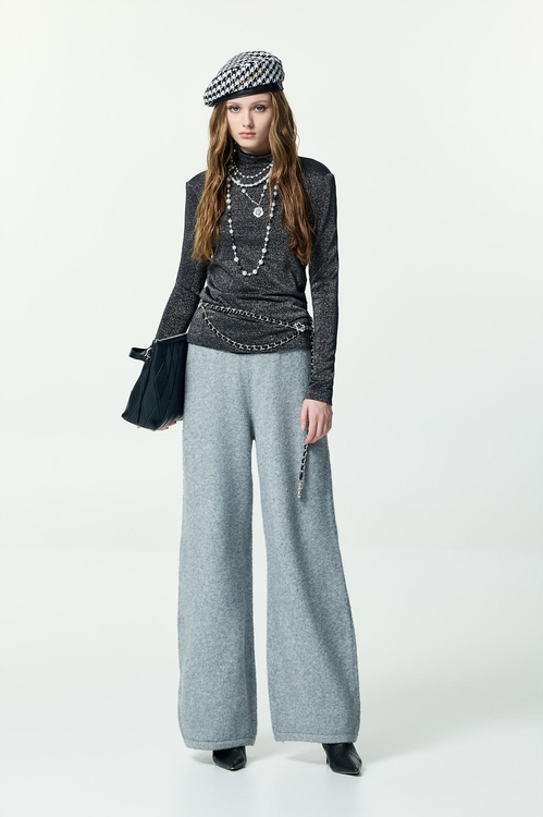 光澤月光灰單品上衣,,光澤月光灰單品上衣,V領背心,一般背心,一般背心馬甲,上班OL穿搭,秋冬穿搭,背心,針織,針織背心,外套,春夏穿搭,針織,針織外套,上班OL穿搭,春夏穿搭,襯衫,西裝褲,長褲,V領上衣,上班OL穿搭,上衣,春夏穿搭,一般外套,刺繡,外套,春夏穿搭,時髦成套搭配,簡約穿搭,刺繡,寬褲,春夏穿搭,時髦成套搭配,簡約穿搭,褲子,長褲,上班OL穿搭,丹寧,春夏穿搭,牛仔,牛仔褲,簡約穿搭,約會特輯,外套,珍珠,秋冬穿搭,簡約穿搭,針織,針織外套,上班OL穿搭,丹寧,牛仔裙,秋冬穿搭,約會特輯,純棉,長裙,外套,秋冬穿搭,簡約穿搭,針織,針織外套,寬褲,秋冬穿搭,簡約穿搭,褲子,長褲,V領洋裝,一般洋裝,洋裝特輯,秋冬穿搭,上衣,人氣商品,秋冬穿搭,簡約穿搭,針織,針織上衣,針織衫,V領上衣,上衣,刺繡,秋冬穿搭,簡約穿搭,V領洋裝,一般洋裝,人氣商品,春夏穿搭,洋裝特輯,無袖洋裝,珍珠,短袖洋裝,約會特輯,一般外套,上班OL穿搭,外套,小香風,春夏穿搭,時髦成套搭配,簡約穿搭,連帽外套,人氣商品,時髦成套搭配,派對特輯,秋冬穿搭,紗裙,網紗,網裙,花花世界,長裙,上班OL穿搭,人氣商品,外套,秋冬穿搭,約會特輯,花花世界,針織,針織外套,V領上衣,上衣,時髦成套搭配,派對特輯,秋冬穿搭,網紗,花花世界,寬褲,時髦成套搭配,秋冬穿搭,簡約穿搭,褲子,針織,長褲,上衣,人氣商品,刺繡,秋冬穿搭,簡約穿搭,衛衣,上衣,時髦成套搭配,秋冬穿搭,簡約穿搭,針織,針織上衣,針織衫,上衣,秋冬穿搭,簡約穿搭