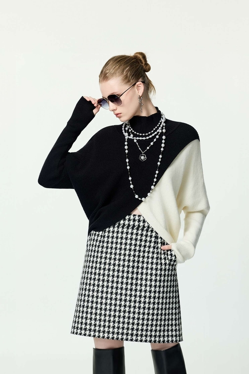 黑白拼接高領針織,,黑白拼接高領針織,上班OL穿搭,丹寧,喇叭褲,春夏穿搭,牛仔褲,白色褲子,褲子,上班OL穿搭,上衣,人氣商品,春夏穿搭,珍珠,襯衫,T恤,上衣,春夏穿搭,約會特輯,純棉,輕奢度假,輕奢渡假,上衣,春夏穿搭,白色上衣,雪紡,人氣商品,春夏穿搭,條紋,約會特輯,長裙,V領上衣,上班OL穿搭,上衣,春夏穿搭,約會特輯,荷葉,蕾絲,蕾絲上衣,V領上衣,上班OL穿搭,上衣,春夏穿搭,蝴蝶結,襯衫,上班OL穿搭,上衣,刺繡,春夏穿搭,白色上衣,襯衫,上班OL穿搭,上衣,小香風,春夏穿搭,白色上衣,蝴蝶結,針織,針織衫,上衣,刺繡,春夏穿搭,白色上衣,上衣,刺繡,春夏穿搭,簡約穿搭,T恤,上衣,人氣商品,刺繡,春夏穿搭,簡約穿搭,純棉,花花世界,輕奢度假,輕奢渡假,上班OL穿搭,上衣,春夏穿搭,約會特輯,蝴蝶結,針織,針織上衣,針織衫,上班OL穿搭,上衣,刺繡,春夏穿搭,繡花上衣,花花世界,蝴蝶結,上班OL穿搭,人氣商品,春夏穿搭,簡約穿搭,花花世界,襯衫,上衣,春夏穿搭,花花世界,輕奢度假,輕奢渡假,一般背心,一般背心馬甲,春夏穿搭,條紋,白色背心,約會特輯,背心,輕奢度假,輕奢渡假,針織,針織背心,U領上衣,上班OL穿搭,上衣,春夏穿搭,珍珠,簡約穿搭,約會特輯,花花世界,針織,針織上衣,針織衫,雪紡,上班OL穿搭,上衣,人氣商品,刺繡,春夏穿搭,約會特輯,繡花,花花世界,荷葉,蕾絲,蕾絲上衣,T恤,上衣,刺繡,春夏穿搭,簡約穿搭,約會特輯,花花世界,一般外套,上班OL穿搭,外套,小香風外套,春夏穿搭,時髦成套搭配,蝴蝶結,上班OL穿搭,春夏穿搭,時髦成套搭配,窄裙,長裙,上班OL穿搭,秋冬穿搭,約會特輯,針織,針織衫