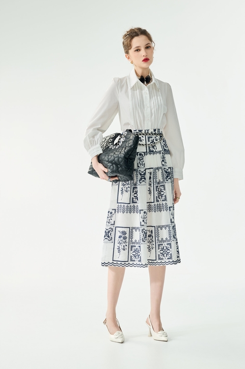 綴鑽飾領片襯衫上衣,,綴鑽飾領片襯衫上衣,上班OL穿搭,丹寧,喇叭褲,春夏穿搭,牛仔褲,白色褲子,褲子,上班OL穿搭,上衣,人氣商品,春夏穿搭,珍珠,襯衫,T恤,上衣,春夏穿搭,約會特輯,純棉,輕奢度假,輕奢渡假,上衣,春夏穿搭,白色上衣,雪紡,人氣商品,春夏穿搭,條紋,約會特輯,長裙,V領上衣,上班OL穿搭,上衣,春夏穿搭,約會特輯,荷葉,蕾絲,蕾絲上衣,V領上衣,上班OL穿搭,上衣,春夏穿搭,蝴蝶結,襯衫,上班OL穿搭,上衣,刺繡,春夏穿搭,白色上衣,襯衫