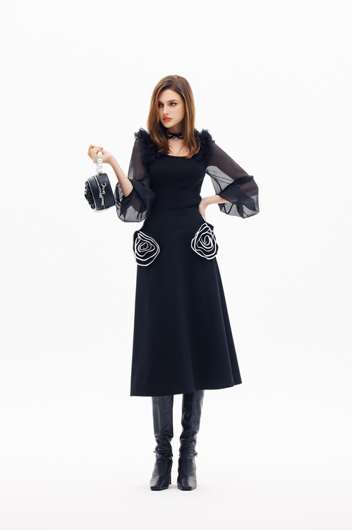 異材拼接荷葉針織上衣,黑色背心,黑色上衣