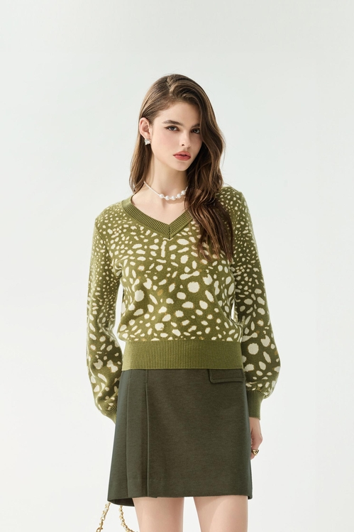漸層鹿紋織花針織上衣,針織上衣