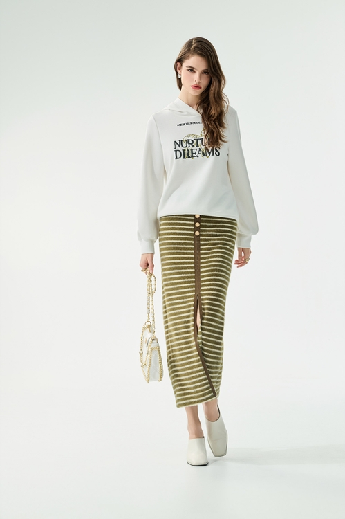 綴梅花鹿刺繡連帽上衣,,綴梅花鹿刺繡連帽上衣,上班OL穿搭,丹寧,喇叭褲,春夏穿搭,牛仔褲,白色褲子,褲子,上班OL穿搭,上衣,人氣商品,春夏穿搭,珍珠,襯衫,T恤,上衣,春夏穿搭,約會特輯,純棉,輕奢度假,輕奢渡假,上衣,春夏穿搭,白色上衣,雪紡,人氣商品,春夏穿搭,條紋,約會特輯,長裙,V領上衣,上班OL穿搭,上衣,春夏穿搭,約會特輯,荷葉,蕾絲,蕾絲上衣,V領上衣,上班OL穿搭,上衣,春夏穿搭,蝴蝶結,襯衫,上班OL穿搭,上衣,刺繡,春夏穿搭,白色上衣,襯衫,上班OL穿搭,上衣,小香風,春夏穿搭,白色上衣,蝴蝶結,針織,針織衫,上衣,刺繡,春夏穿搭,白色上衣