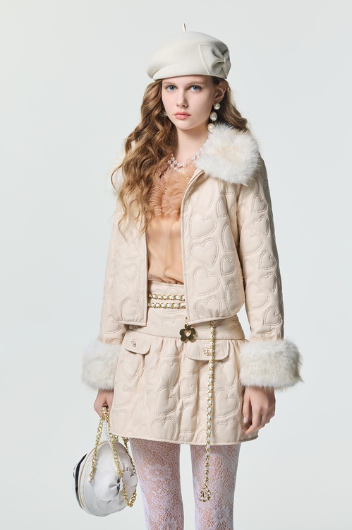 愛心圖騰絎縫仿皮短裙,,愛心圖騰絎縫仿皮短裙,上班OL穿搭,春夏穿搭,約會特輯,長裙,上班OL穿搭,外套,春夏穿搭,約會特輯,蝴蝶結,連帽外套,長袖外套,人氣商品,外套,春夏穿搭,格紋,連帽外套,長袖外套,上班OL穿搭,春夏穿搭,時髦成套搭配,條紋,約會特輯,純棉,蝴蝶結,輕奢度假,輕奢渡假,長裙,上班OL穿搭,外套,春夏穿搭,簡約穿搭,約會特輯,花花世界,蕾絲,針織,針織外套,上班OL穿搭,上衣,春夏穿搭,條紋,約會特輯,針織,針織上衣,針織衫,上班OL穿搭,上衣,春夏穿搭,時髦成套搭配,條紋,約會特輯,荷葉,輕奢度假,輕奢渡假,上班OL穿搭,丹寧,喇叭褲,春夏穿搭,牛仔,牛仔褲,簡約穿搭,約會特輯,純棉,蝴蝶結,褲子,一般背心,一般背心馬甲,上班OL穿搭,人氣商品,春夏穿搭,無袖背心,背心,長大衣,上班OL穿搭,上衣,春夏穿搭,簡約穿搭,約會特輯,針織,針織上衣,針織衫,一般背心,一般背心馬甲,上衣,春夏穿搭,條紋,背心,一般外套,外套,春夏穿搭,時髦成套搭配,約會特輯,春夏穿搭,時髦成套搭配,短裙,約會特輯