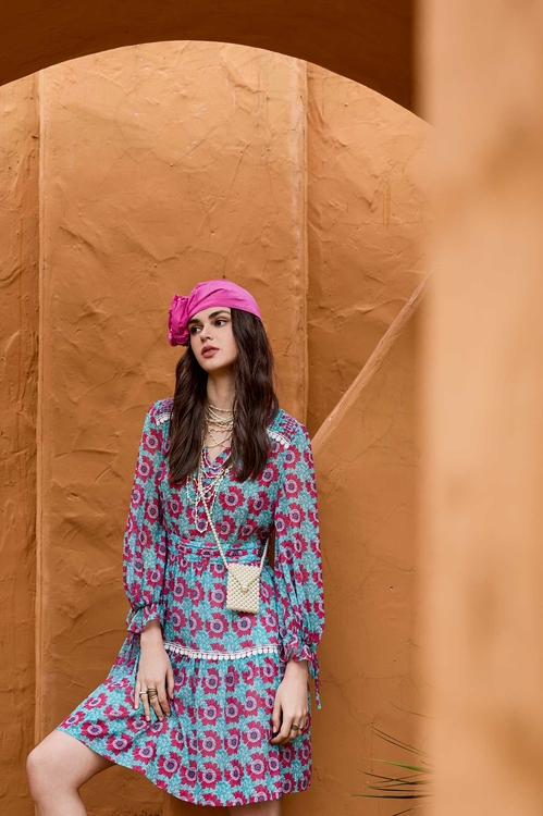 澄澈青藍色雪紡印花洋裝,長袖洋裝