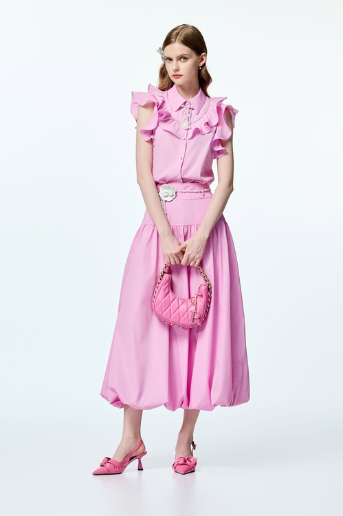 香囊粉綴荷葉上衣,項鍊