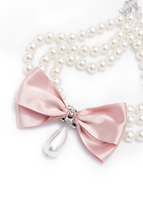 三層珍珠緞面蝴蝶結頸鍊,,三層珍珠緞面蝴蝶結頸鍊,春夏穿搭,珍珠,皮帶,皮革,春夏穿搭,珍珠,皮帶,皮革,春夏穿搭,珍珠,春夏穿搭,珍珠,春夏穿搭,珍珠,蝴蝶結,項鍊
