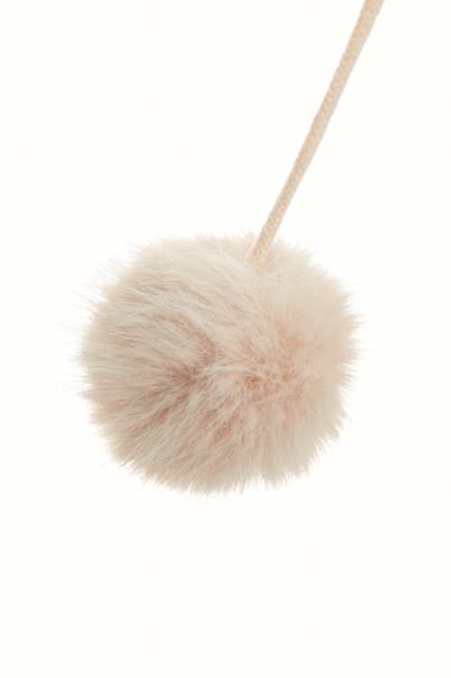 暖呼呼毛球遮耳帽,帽子