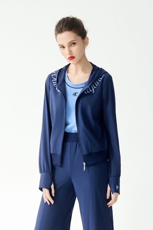 字串印花連帽膠原蛋白外套,一般外套