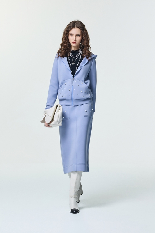 晚山新黛珍珠連帽外套,,晚山新黛珍珠連帽外套,人氣商品,春夏穿搭,時髦成套搭配,條紋,輕奢度假,輕奢渡假,長裙,一般外套,上班OL穿搭,外套,春夏穿搭,連帽外套,上衣,春夏穿搭,針織,針織衫,一般洋裝,春夏穿搭,洋裝特輯,輕奢度假,輕奢渡假,長洋裝,T-Shirt,上衣,刺繡,春夏穿搭,簡約穿搭,繡花上衣,花花世界,上班OL穿搭,春夏穿搭,短裙,簡約穿搭,約會特輯,一般外套,上班OL穿搭,人氣商品,外套,春夏穿搭,簡約穿搭,輕奢度假,輕奢渡假,長版外套,V領上衣,上班OL穿搭,上衣,人氣商品,春夏穿搭,針織,針織上衣,針織衫,春夏穿搭,牛仔,牛仔褲,褲子,上衣,人氣商品,春夏穿搭,時髦成套搭配,條紋,刺繡,春夏穿搭,時髦成套搭配,珍珠,簡約穿搭,長裙,刺繡,春夏穿搭,時髦成套搭配,珍珠,簡約穿搭,長裙,人氣商品,刺繡,外套,春夏穿搭,時髦成套搭配,珍珠,簡約穿搭,連帽外套