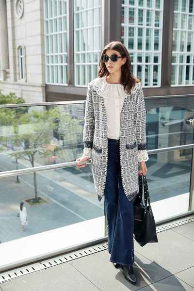 Elegant classic Hairy coat