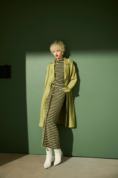 酸橙綠條紋中長裙