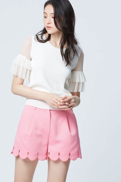 Pink solid petal design shorts