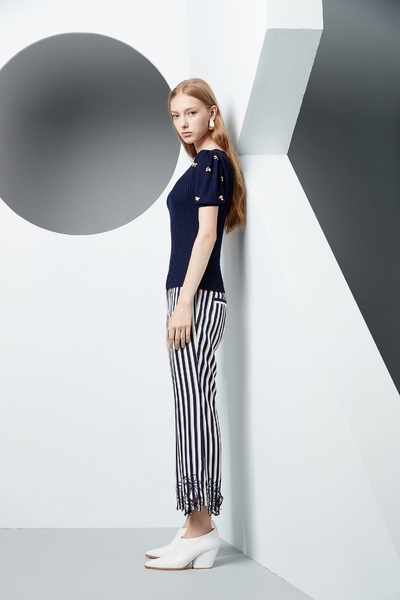 Color stripe design pants