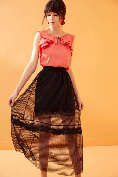 Ruffle fashion vest