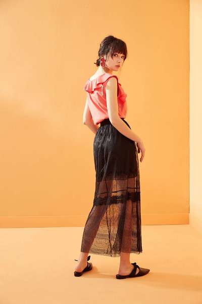 Ruffle fashion vest