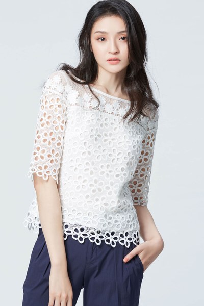 Romantic lace flower blouse